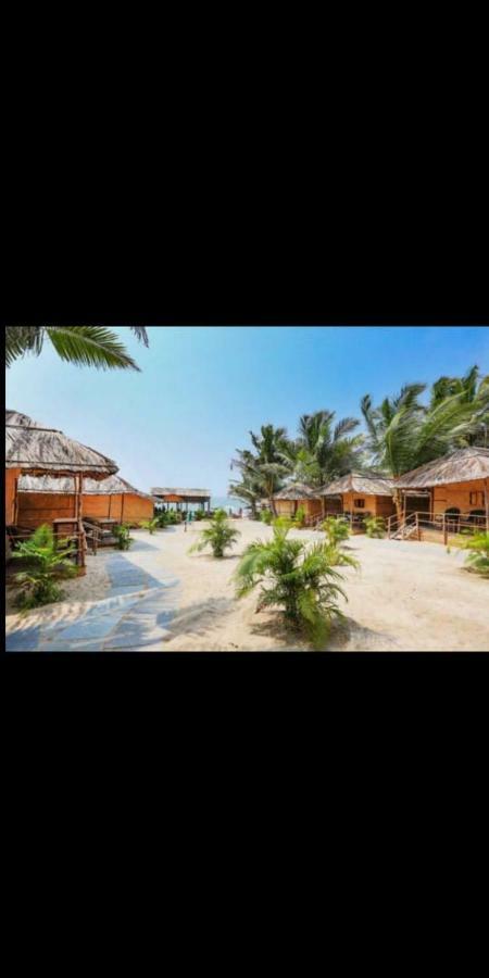 Blue Corner Huts & Restaurant Hotel Benaulim